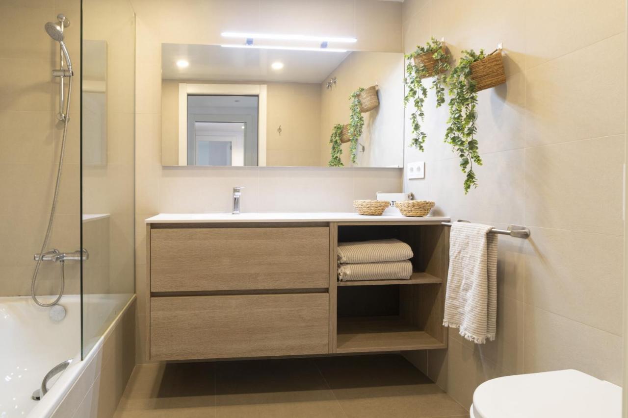 Vivalidays Apartour - Calella Bagian luar foto