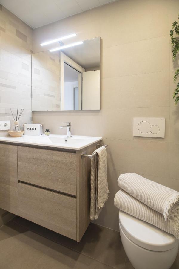 Vivalidays Apartour - Calella Bagian luar foto