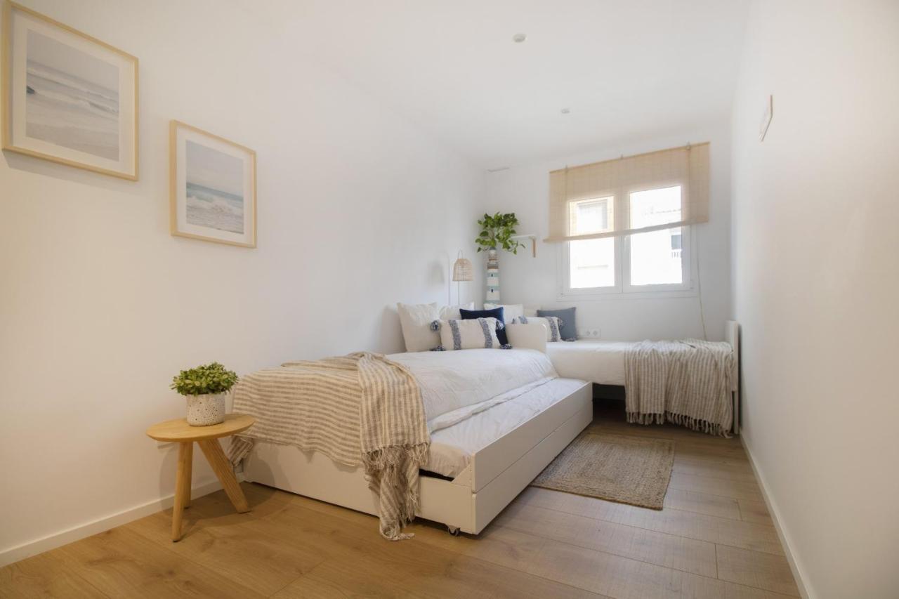Vivalidays Apartour - Calella Bagian luar foto