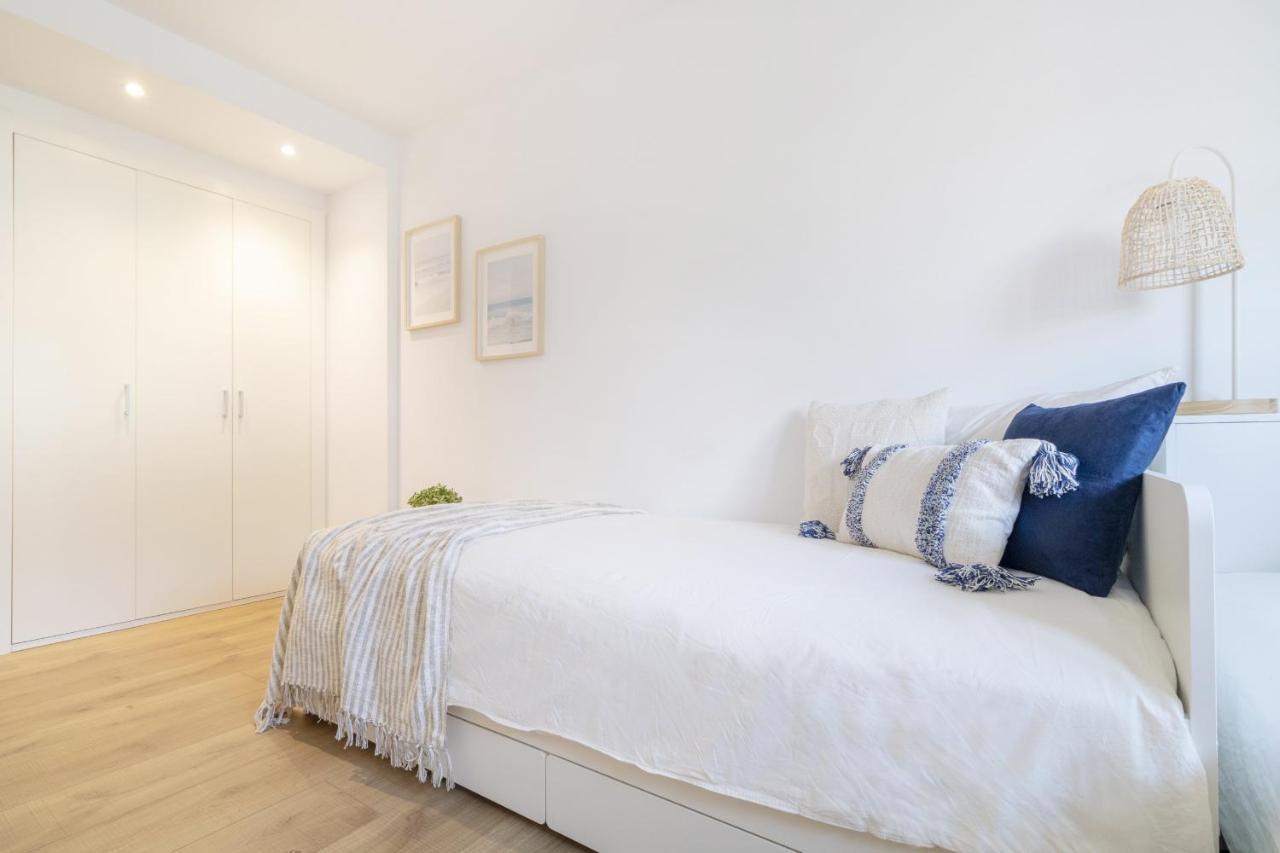 Vivalidays Apartour - Calella Bagian luar foto